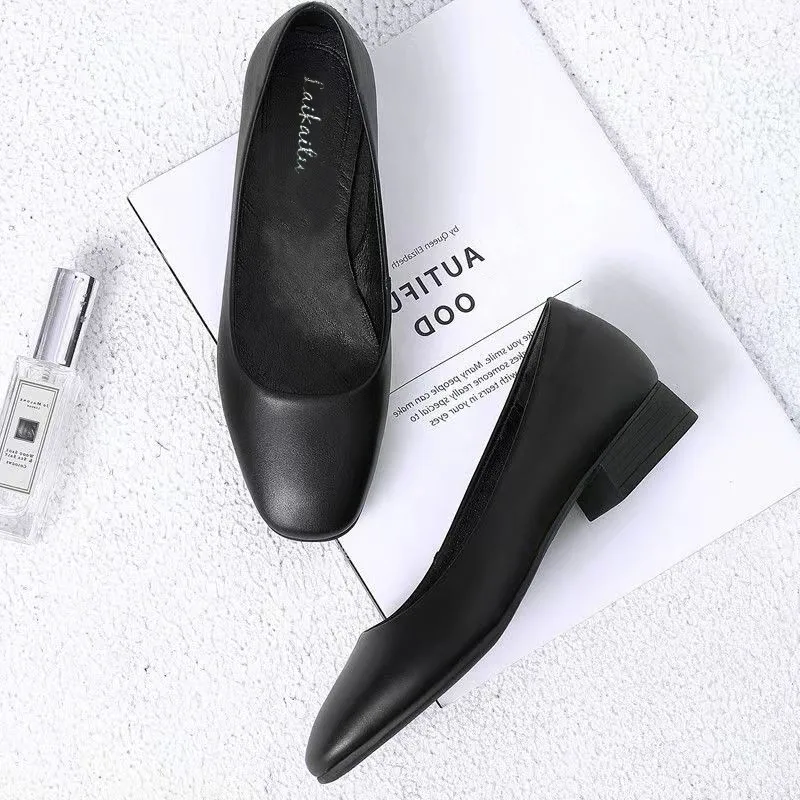 حذاء عمل أسود لربيع وخريف 2025 للنساء | مضخات احترافية بكعب منخفض ومتوسط | أحذية جلدية رسمية مريحة للمكتب #4