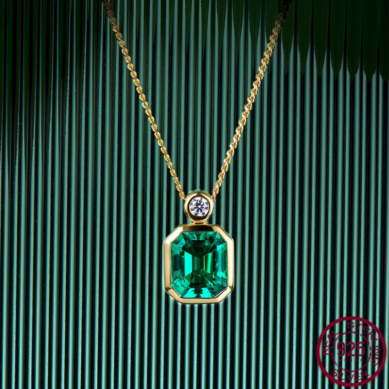

New S925 pure silver inlaid emerald square sweet and luxurious style niche design necklace wedding jewelry