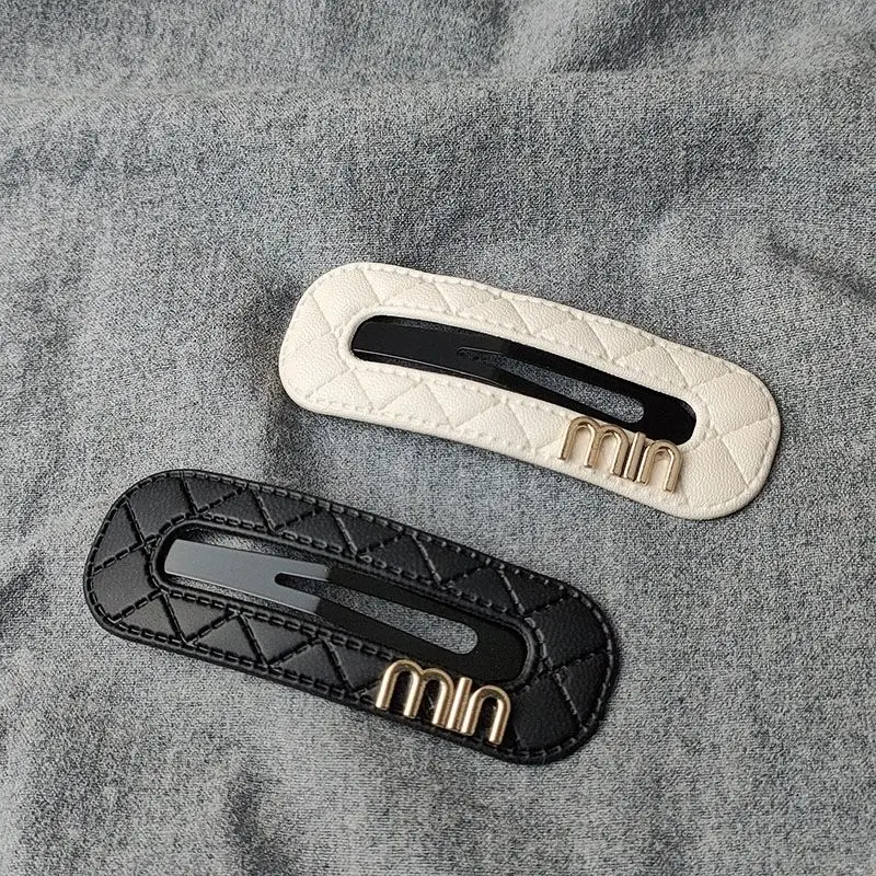 فاخر Y2K أفضل بائع مستطيلة مبطن رسالة مشبك شعر للانفجارات الجانبية ، الحد الأدنى أنيقة التمساح كليب 1/2 قطعة 2025 عصري #3