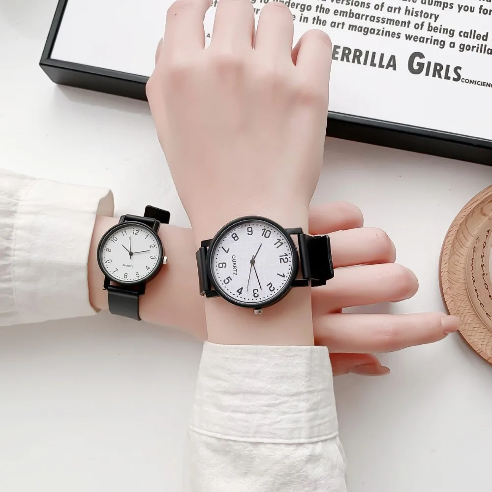 Simple Black White Quartz Watches for Women Silicone Strap Ladies Leisure Wristwatch Light-Luxury Student Exam Watch Clock Gifts