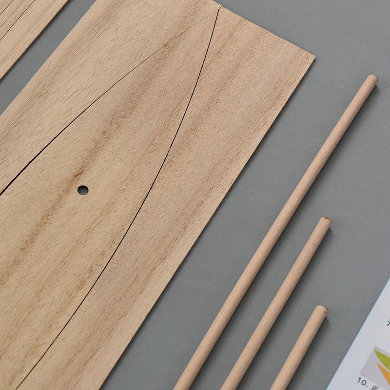 Self-Propelled Sailboat Wooden Boat Model Assembly Kit DIY Assembly Toys Children's Handmade Toys