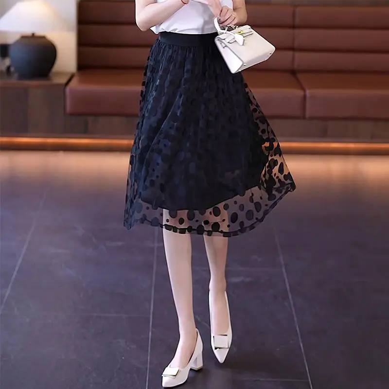 

Black Lace Short Skirt and Skirt for Women with Elastic Waist Covering Hips A-line Mesh Fluffy Skirt