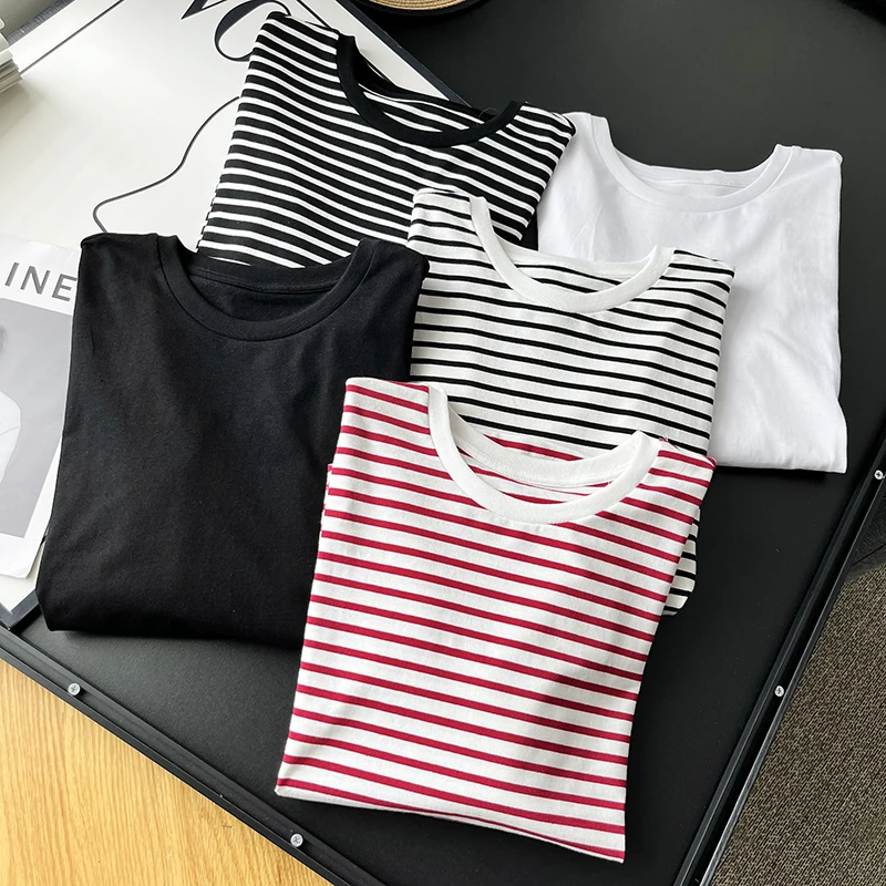 Lässiges, langes, gestreiftes T-Shirt aus Baumwolle von Sve, Farbe Blo Design, klassisches SLE für junge Frauen, Pendeln, Faion