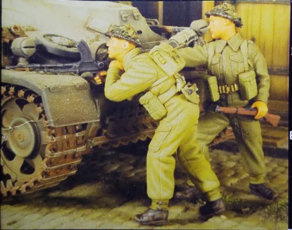 

1/35 Scale Resin Figure Assembly Model Kit modeling British Inf. modeling Bren Team Unassembled and Unpainted DIY Toys