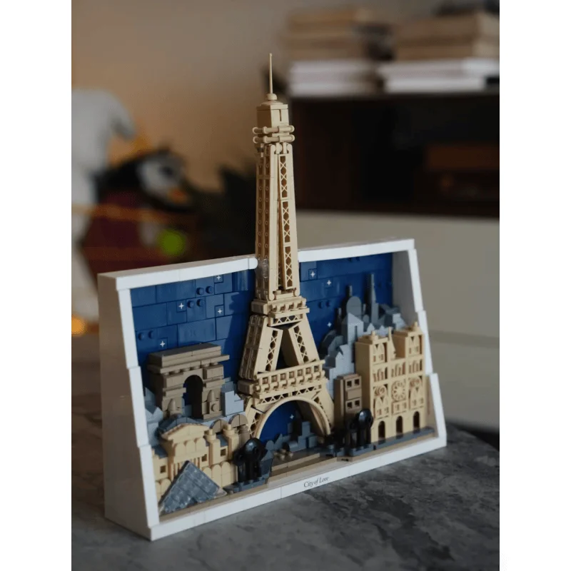 

2026 New City of Love Paris Architectural Series Adult Building Blocks Brick Mold Set Birthday Christmas Gift