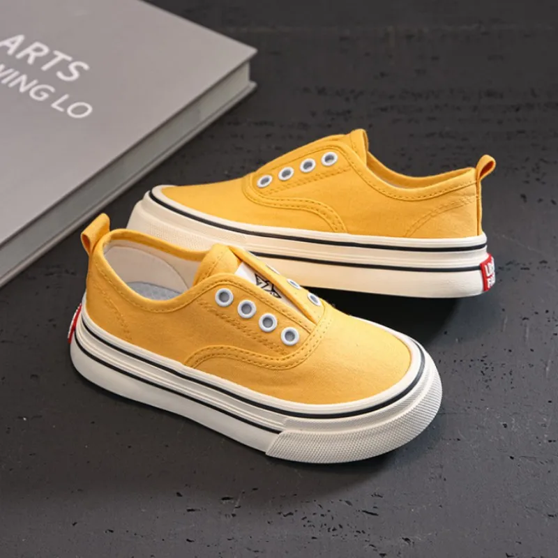 2026 Autumn New Children's Canvas Shoes Boys Soft Surface Breathable Thick Bottom Baby Walking Shoes Girls Casual  Board Shoes