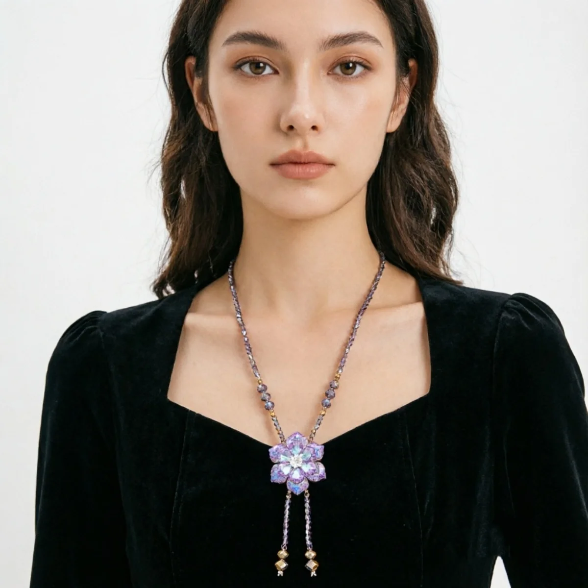 Glänzende lila Kristallblumen-Pulloverkette für Damen und Herren, Vintage-Halskette mit Kordelzug, Perlen, Y-förmiger Quasten-Blumen-Choker-Schmuck – Detail 16