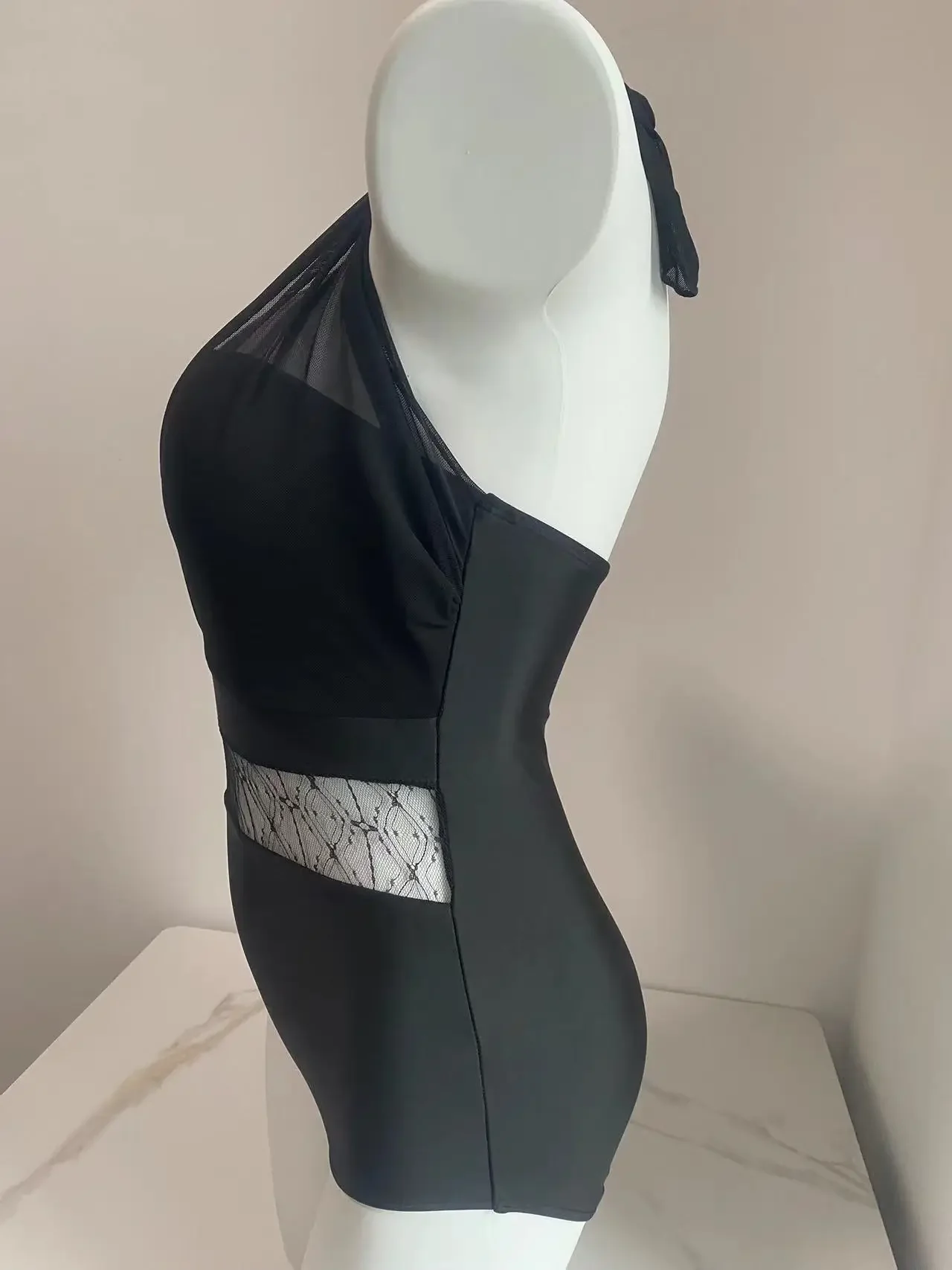 Maillot de bain une pièce, sexy, noir, col licou, en maille, patchwork, push-up, monokini, dos nu, pour femmes, tenue coréenne, tendance 2024