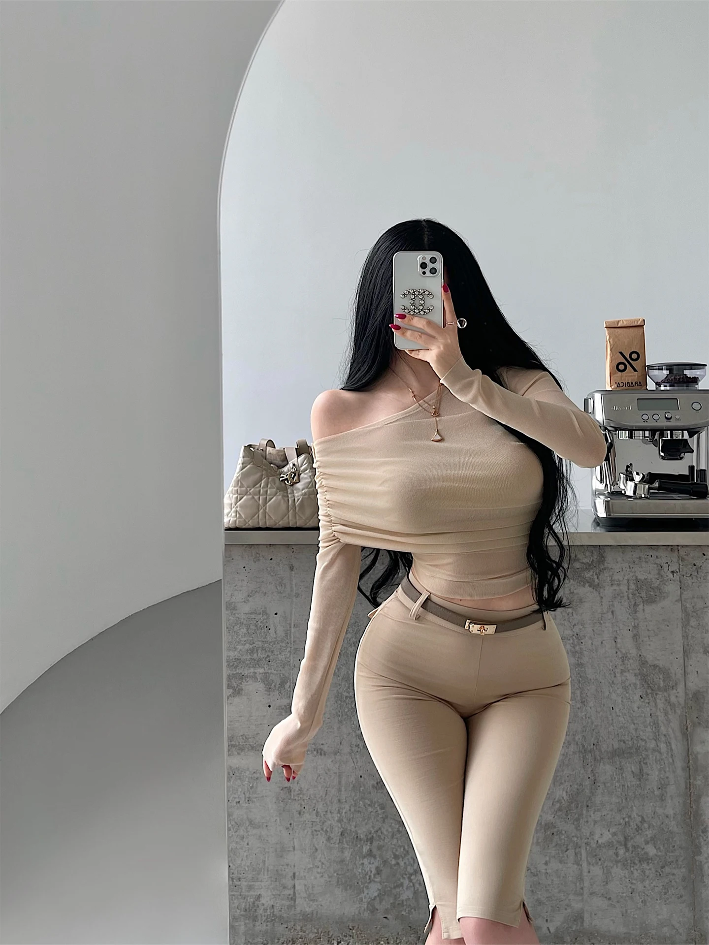 Sexy Pure Desire Gentle Wind Long Sleeve One Shoulder Pleated Waist Slimming Mesh Top for Young Girls Daily Wear Bodycon Style