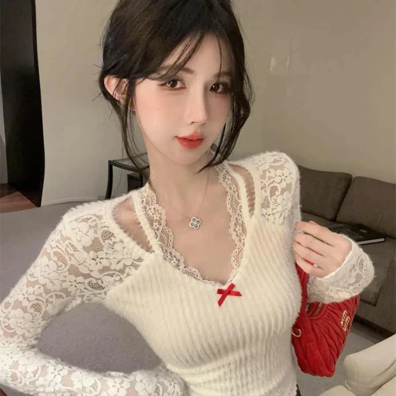 

Xiaoxiangfeng Christmas Lace Bottoming Sweater for Women Autumn and Winter New Fashion Unique Unique Niche Temperament Top Trend