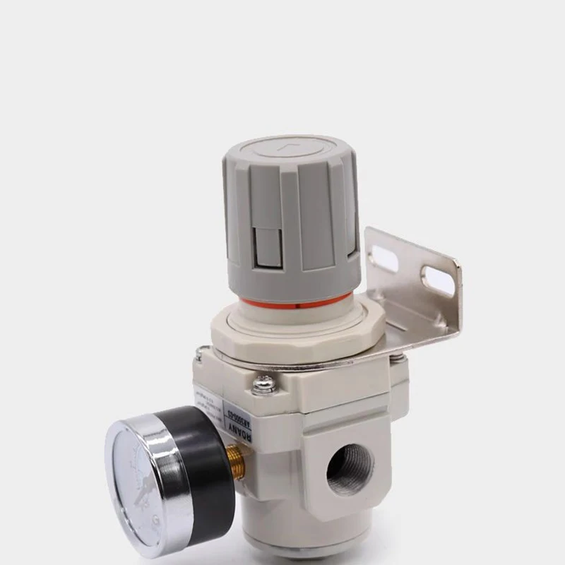 

Комплект пневматического регулятора давления AR2000-02: редукционный клапан для воздушного компрессора, фильтр-регулятор, клапан контроля давления.