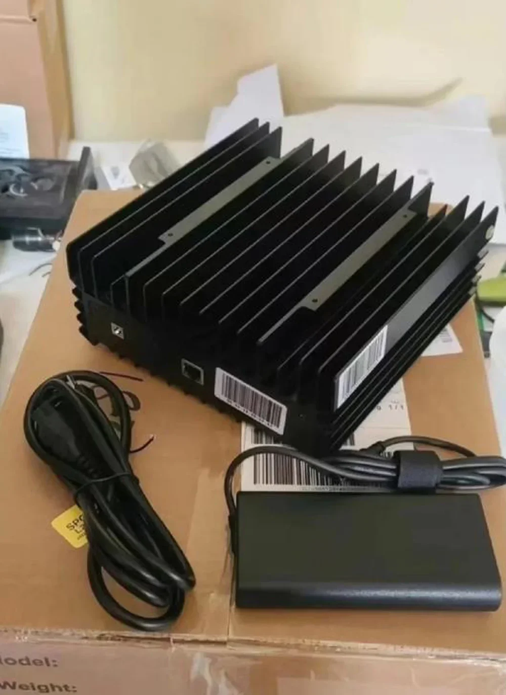 

2 PCS 5 PCS 1 PCS IceRiver ALEO AE0 60MH 100W kaspa Mining Machine Asic Crypto Miner AE0 AEO Miner With PSU