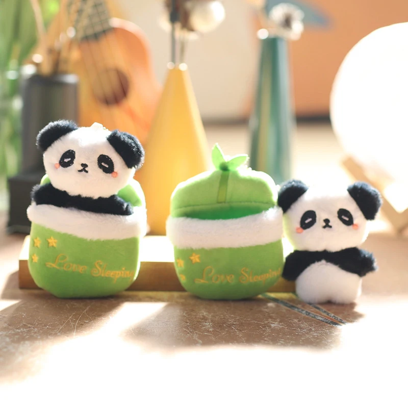 Bezaubernde Kindergeburtstagsgeschenk Panda Plüschpuppe Cartoon Hausschuhe Ragdoll Stofftier Schlüsselanhänger Anhänger Rucksack Hängedekoration
