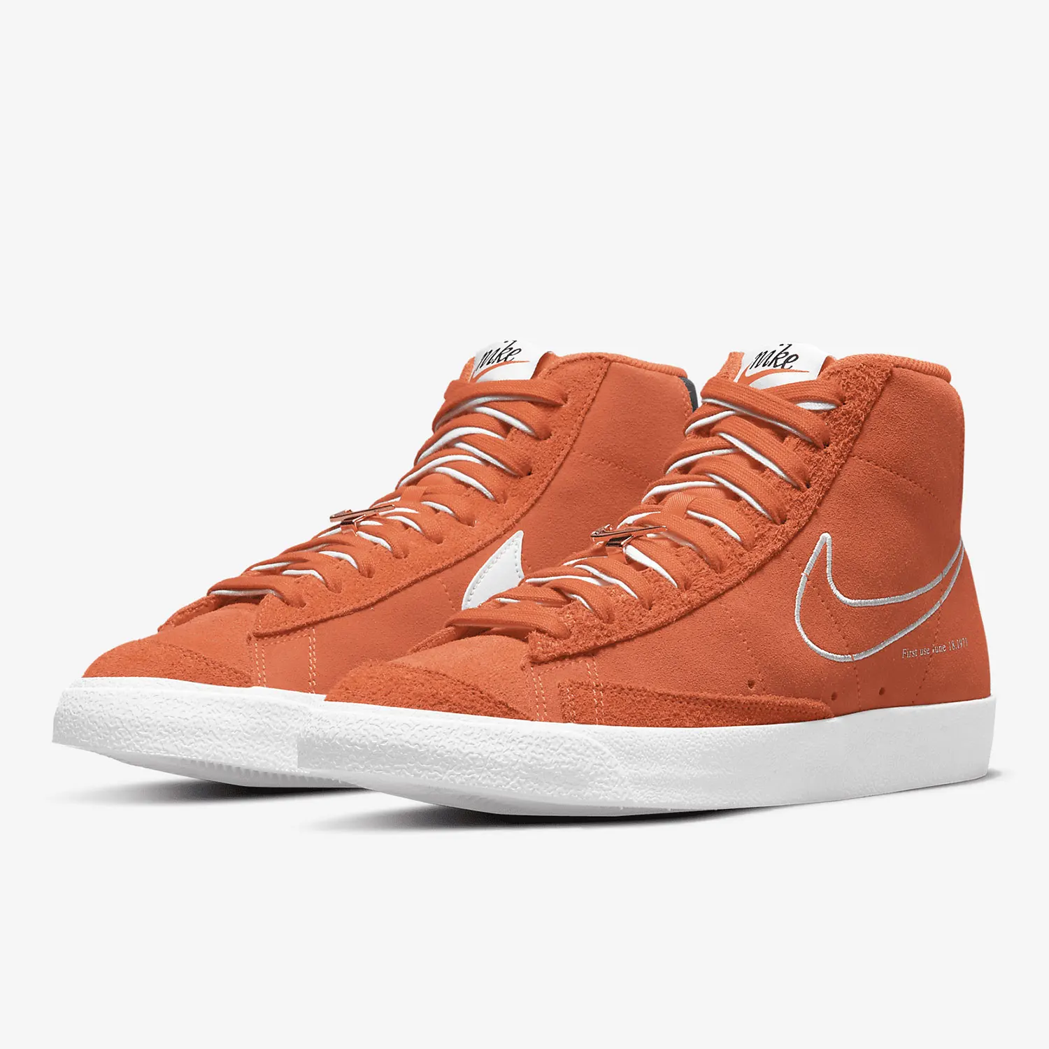 

Оригинальные сезонные мужские повседневные кроссовки Nike New Release DC3433-800