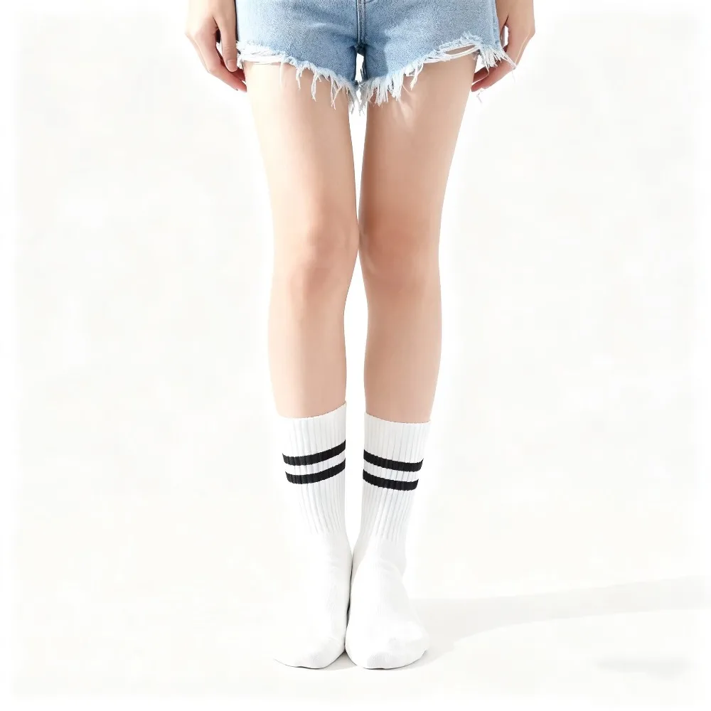 Chaussettes Pilates avec poignées pour femmes, chaussettes de Yoga, chaussettes antidérapantes de 1 paire