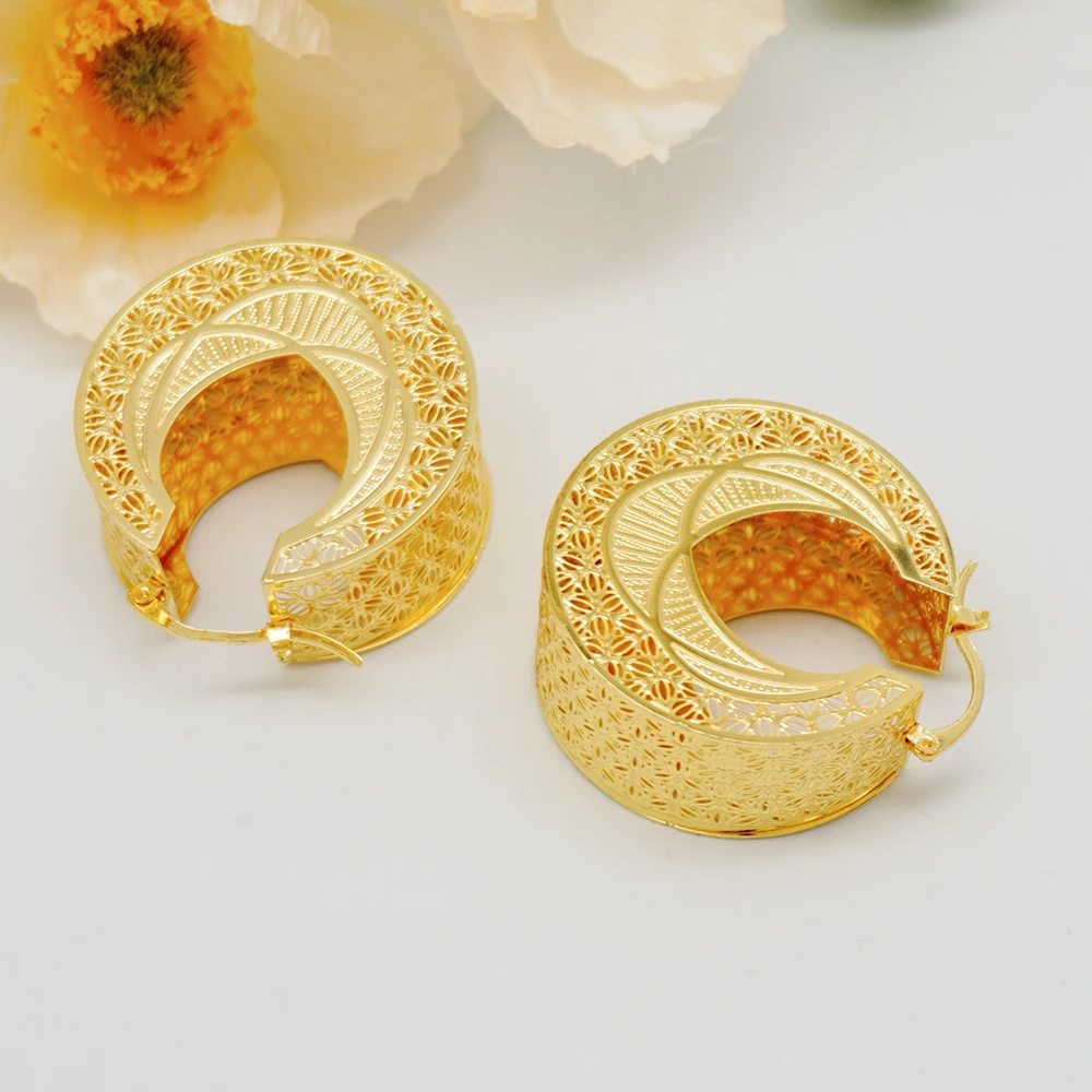Luxury Jewelry Hollow Out Ear Clip Earrings Dangle Drop Copper Hoop Earrings Circle Earrings For Women Wedding African Jewelry