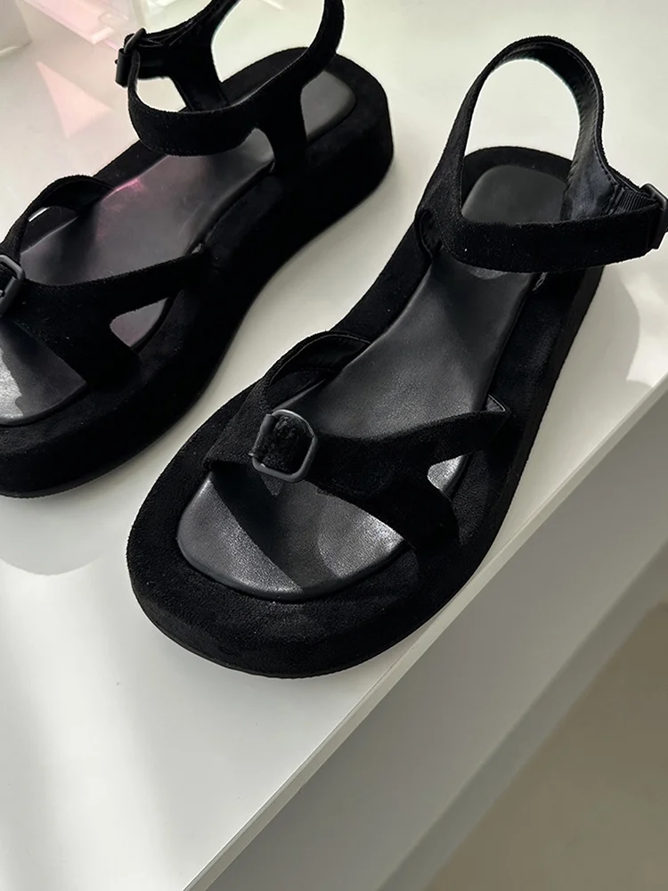 

Сандалии Brushgirl Dongdaemun в корейском стиле с бархатной поверхностью, квадратным носком и толстым каблуком, черные, универсальные, модные, летние туфли