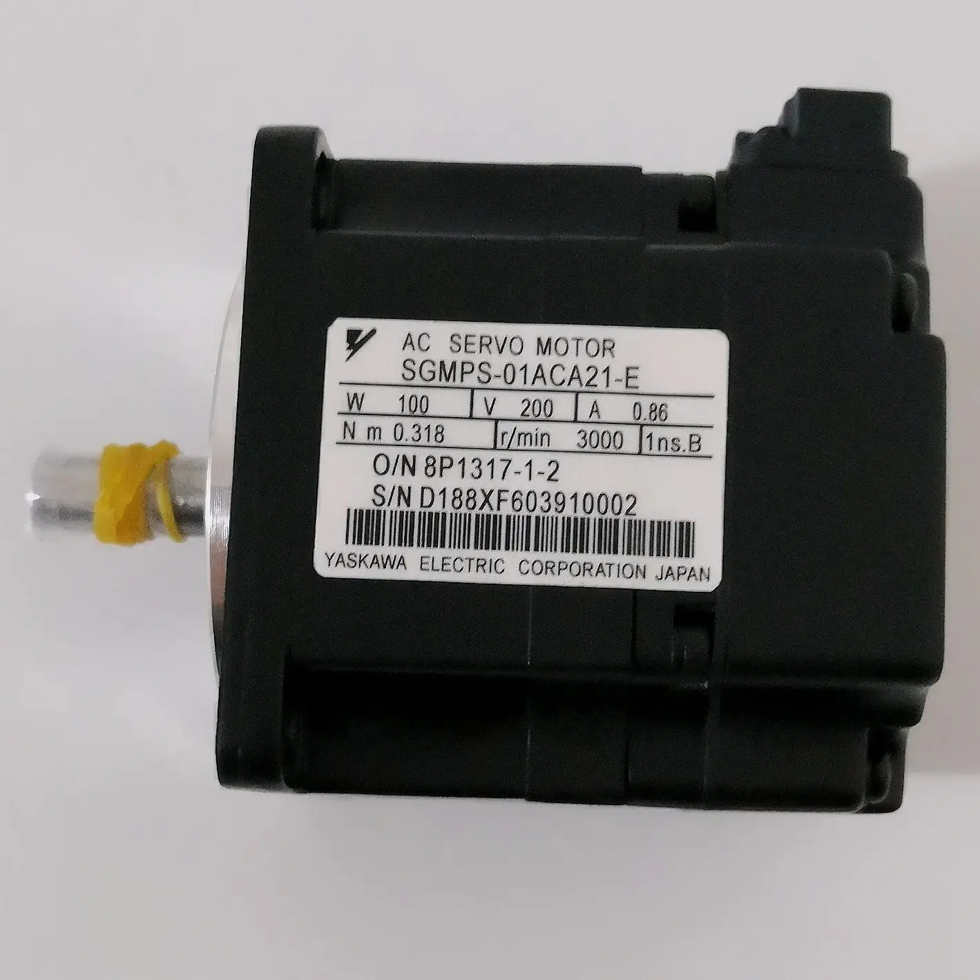 Original Genuine，SGMPS-01ACA21-E Brand New Servo Motor，in stock，Fast shipping，SGMPS 01ACA21 E