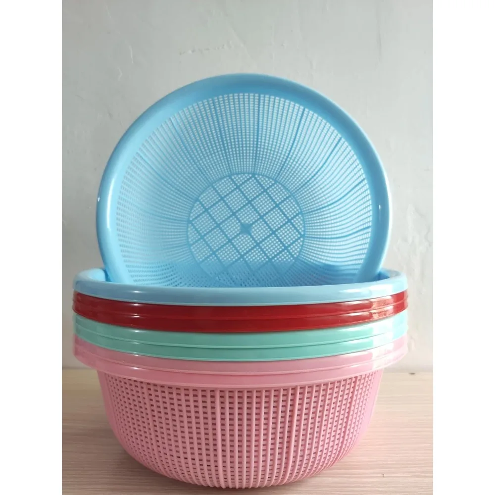 

8 pcs Plastic Wash Basket Round Perforated Colander Wash Vegetables and Fruits Drain Cooked Pasta Kitchen Essentials Food Strain