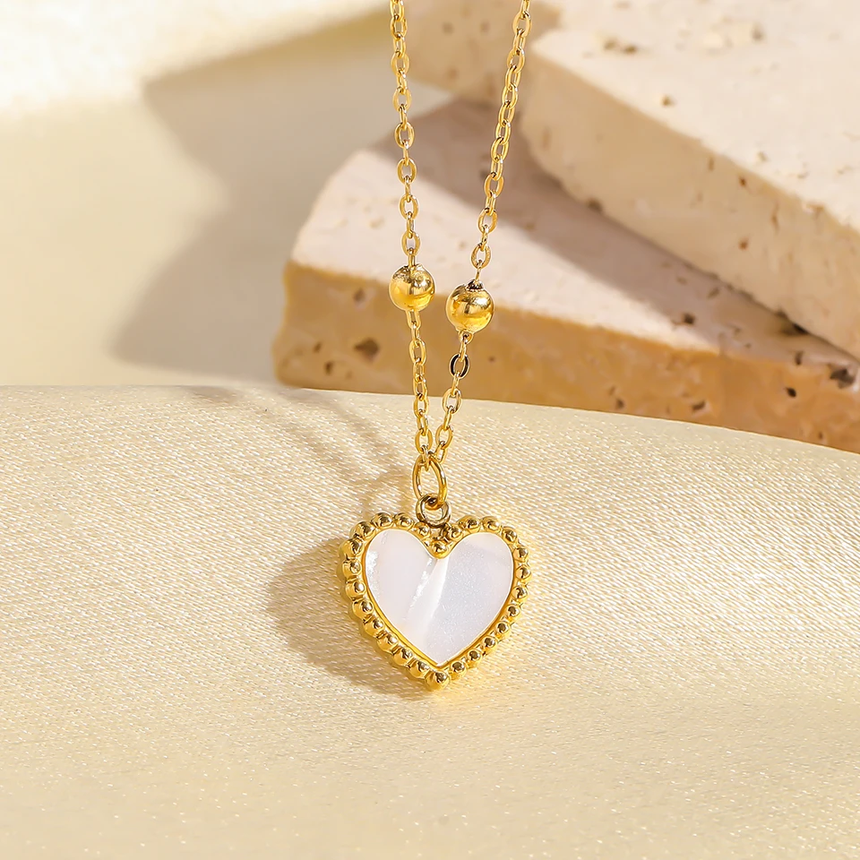 ZAKOL Trendy Y2K Loving Heart Pendant Necklaces For Women Girls Romantic Gold Color Metal Clavicle Chain Choker Jewelry Gifts