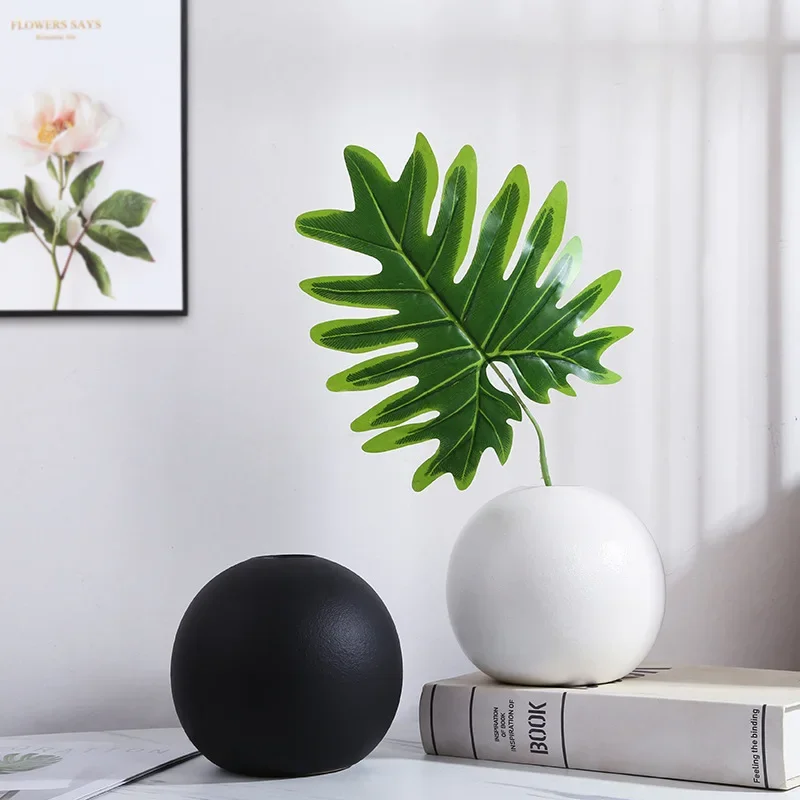 

1pcs Nordic Ball Vase Ceramic Ornaments White Black Flower Pot Pampas Grass Home Decoration Office Living Room Bedroom Decor