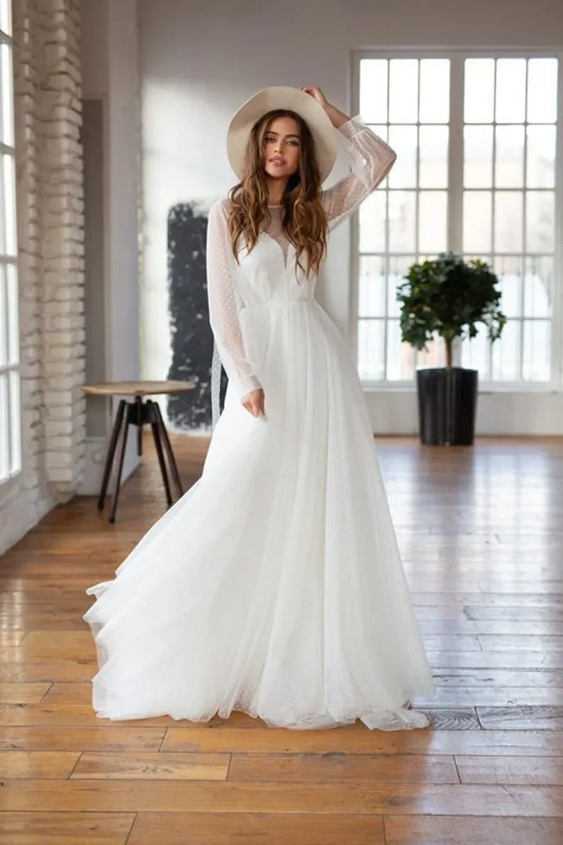 Elegant and romantic Bohemian A-line Bridal Princess Wedding dress Long sleeve beach sexy open back bridal party dress Custom