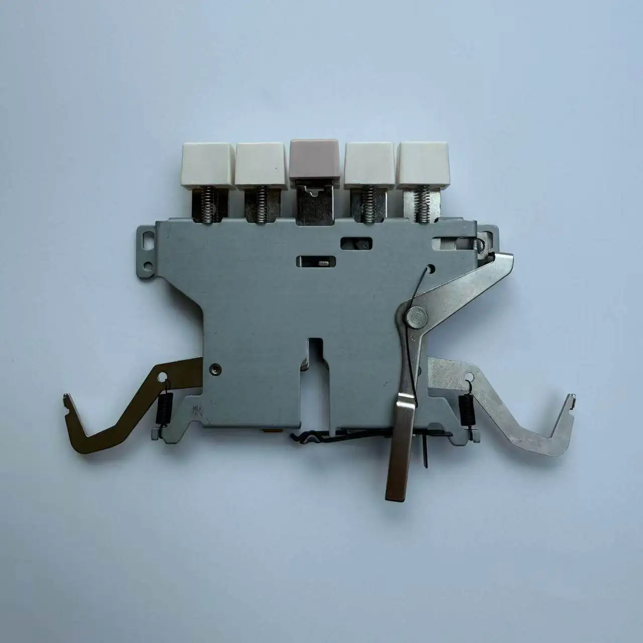 

Комплектующие для вязальной машины Brother: Толстая игла Kh260 A48-63, компонент переключателя