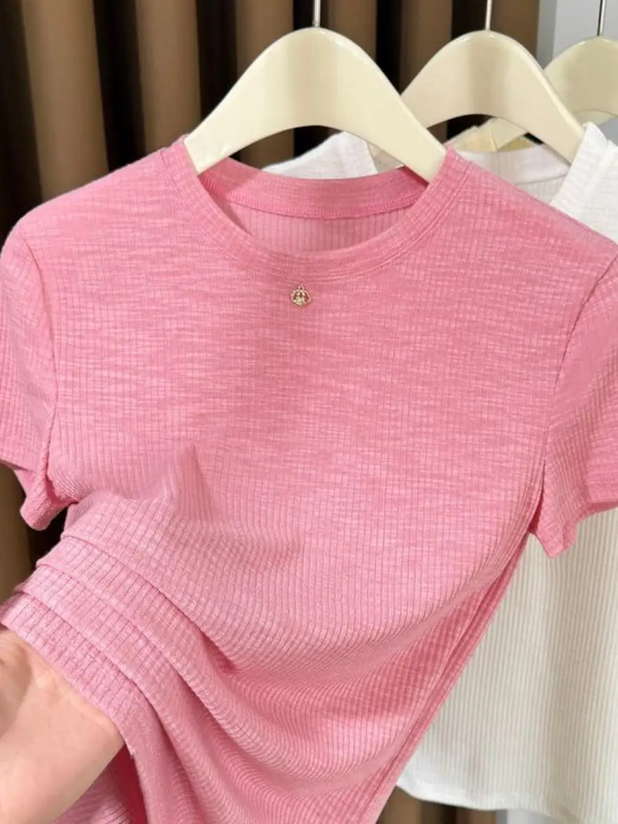 camiseta-feminina-slim-fit-de-manga-curta-com-gola-redonda-novo-estilo-de-verao-elegante-em-seda-de-bambu-tricotada-com-bolso-e-lenco-camada-base