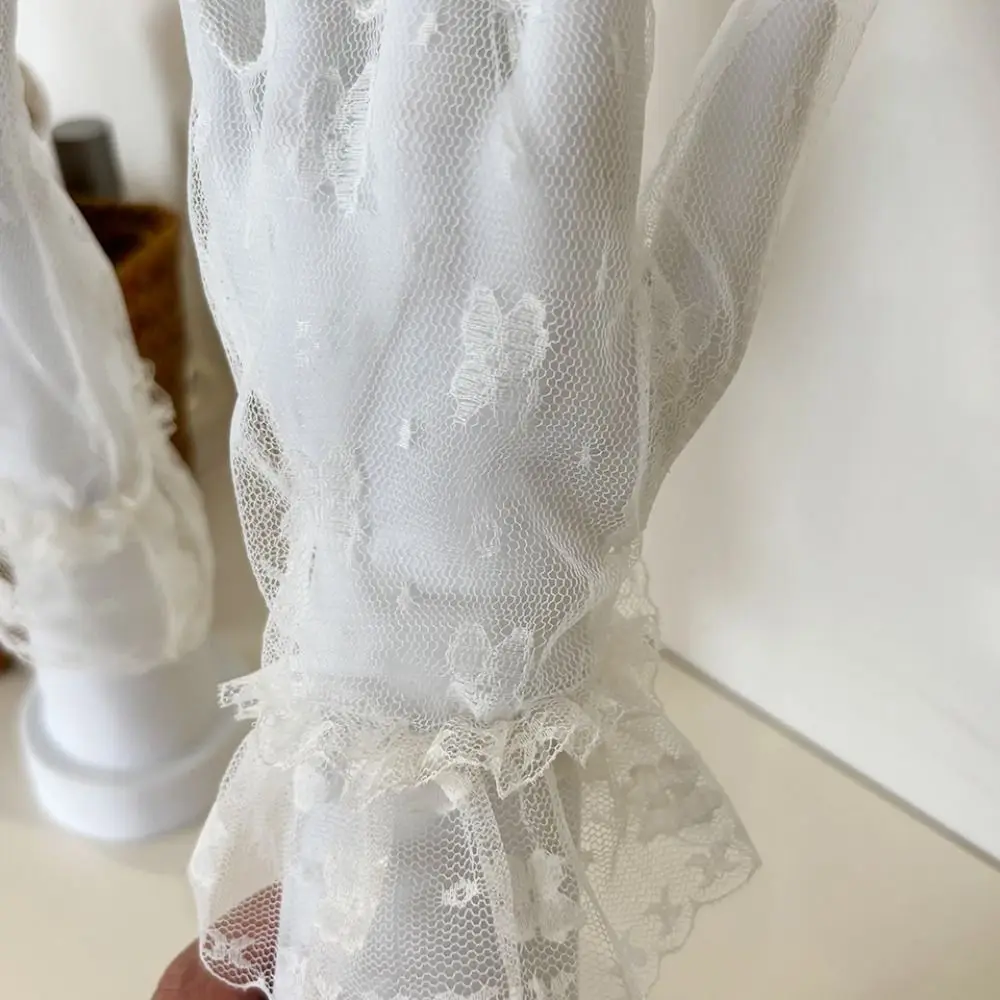 Lolita Mesh Lace Gloves Thin Breathable Bridal Gloves Elegant Non-slip Short Gloves Party