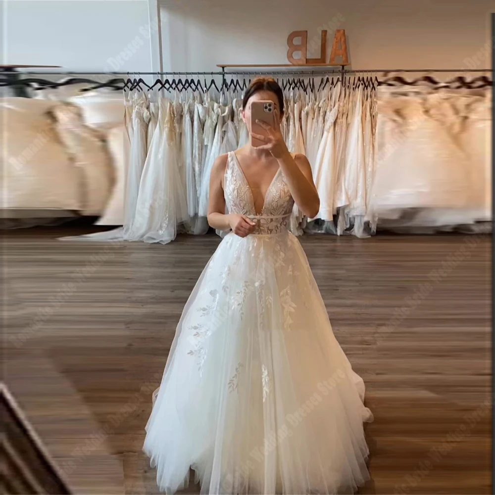 Vestidos de novia de línea a esponjosos para mujer, ropa personalizada sin mangas, cuello en V, calcomanías brillantes, adornos de cuentas, 2024