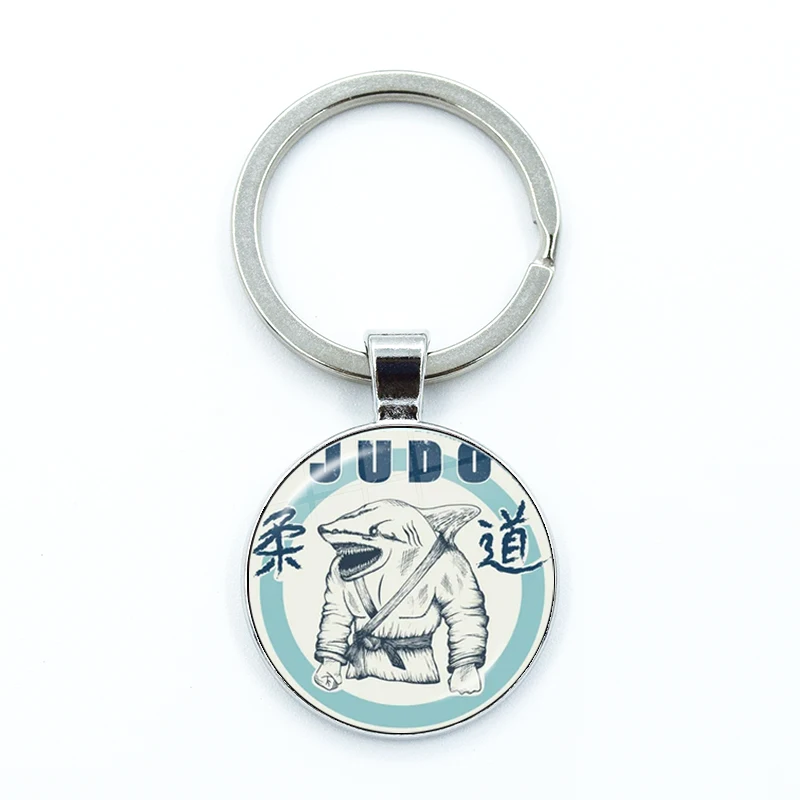 2024 Fashion Sports Judo Keychain Women and Men Practice Judo Karate Glass Keychain Jewelry Japanese Martial Arts Souvenir