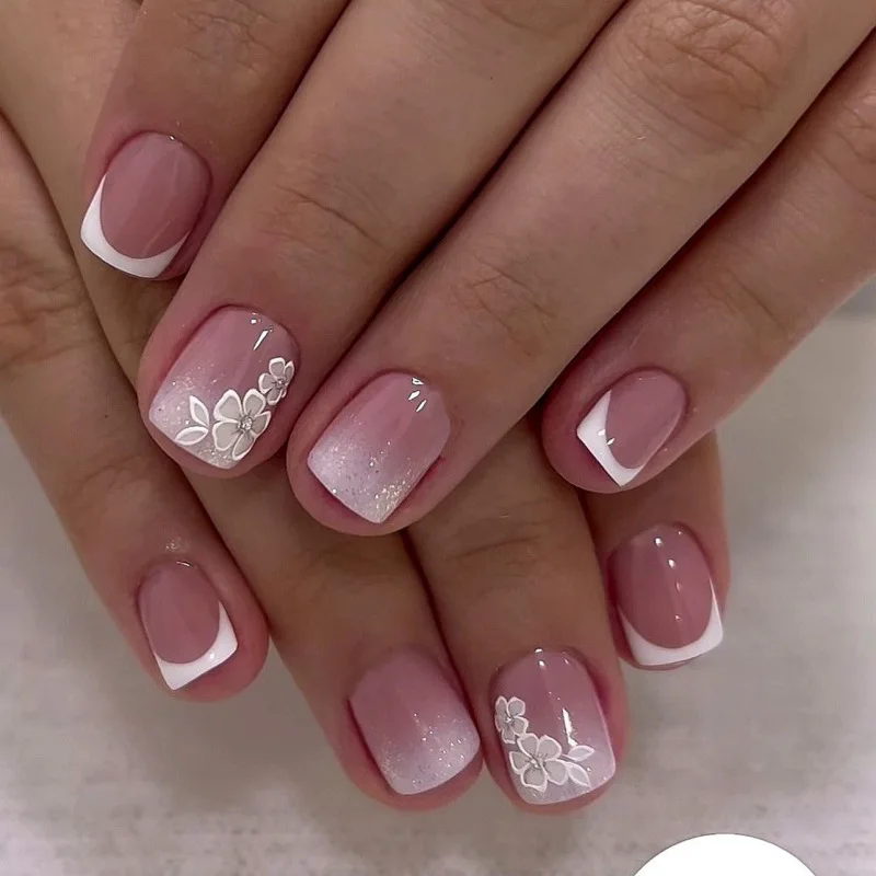 

24PCS Press on Nails Summer White Flower Nail Patch Short Square Wearing Armor Explosive Shining Piece Fake Nail