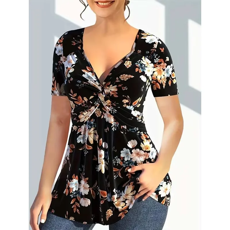พลัสขนาดผู้หญิงพิมพ์ลายดอกไม้ Twist ด้านหน้าเสื้อยืดแฟชั่น V คอสั้นแขนเสื้อสําหรับฤดูร้อนเสื้อผ้าผู้หญิงสําหรับสวมใส่ทุกวัน