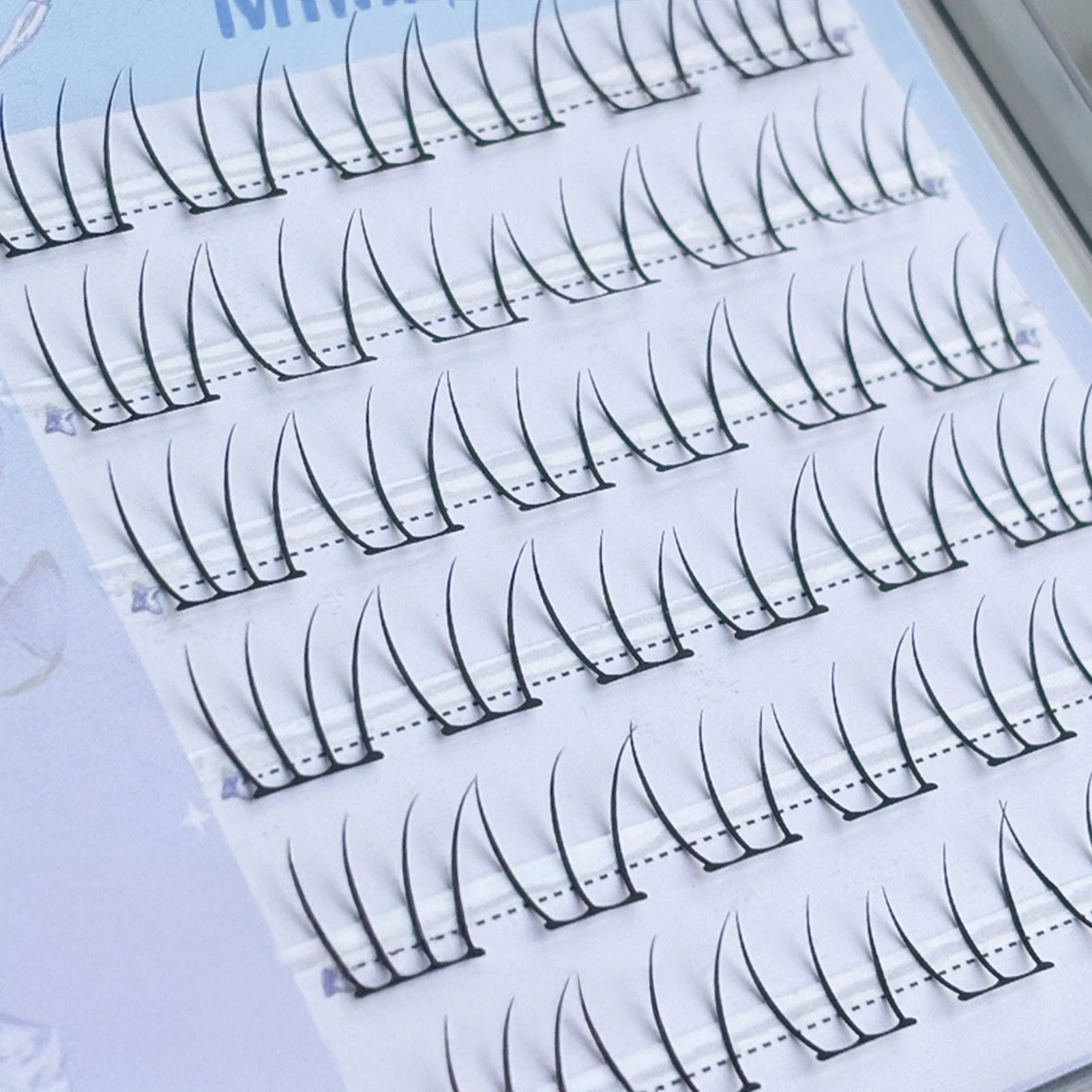Cílios Postiços Estilo Coreano com 6 Fileiras, Sem Cola, em Formato de Pata de Gato, Naturais, Volumosos e Curvados, para Mulheres, Comprimento Misto 10-12mm, Pretos
