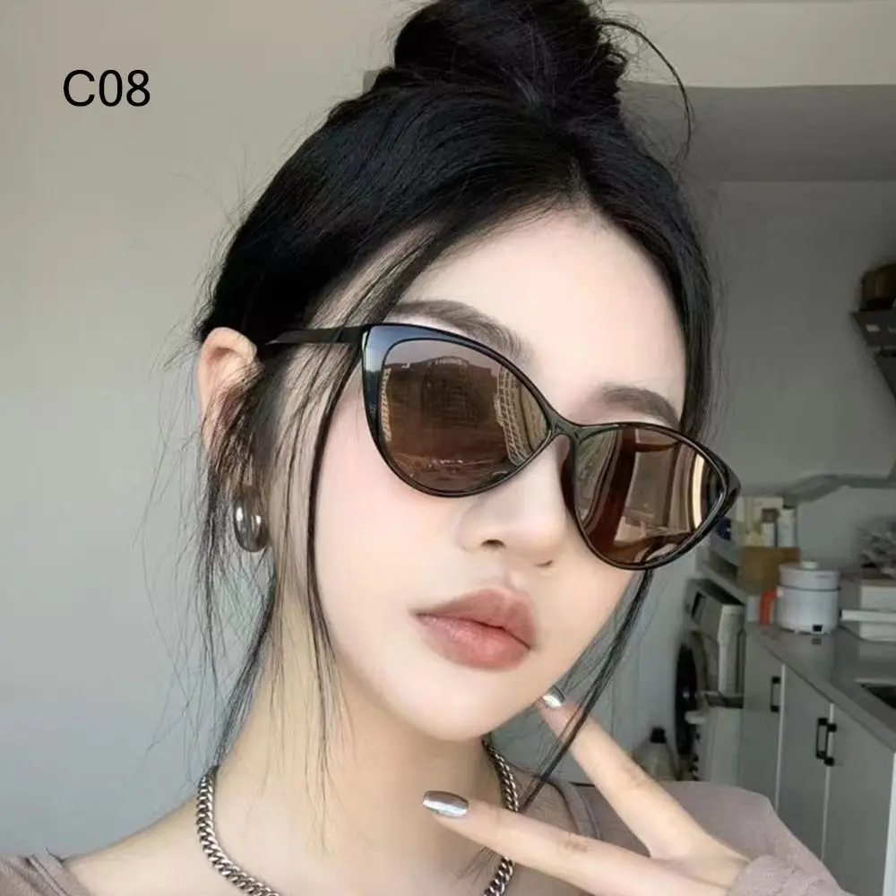 

Trendy Anti-radiation Cat Eye Glasses Anti Eye Eyestrain Transparent Computer Game Glasses Clear Glasses for Women & Men