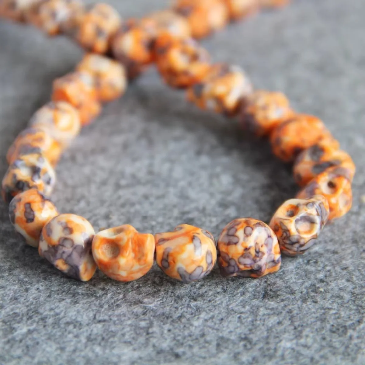 

10x12mm Yellow Skull DIY Turkey Rainbow Howlite Chalcedony Lucky Beads Jewelry 15inch Female Accessory for Necklace Bracelet