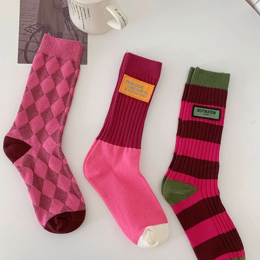 1/3 Paar Damen-Socken aus Baumwolle mit Seitenetikett und mittlerer Röhre, modischer karierter Druck, Street-Style, schweißabsorbierend, atmungsaktiv, lässige Socke – Detail 15