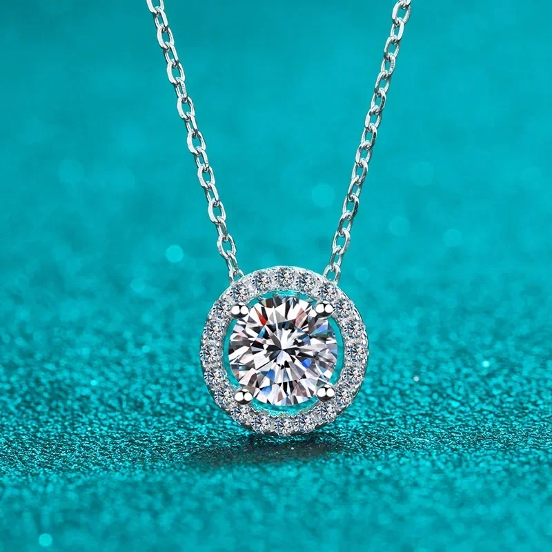 

New Moissanite Necklace Halo Pendant 0.5ct Sterling Silver D VVS1 Lab Diamond with GRA Certificate Necklace for Women