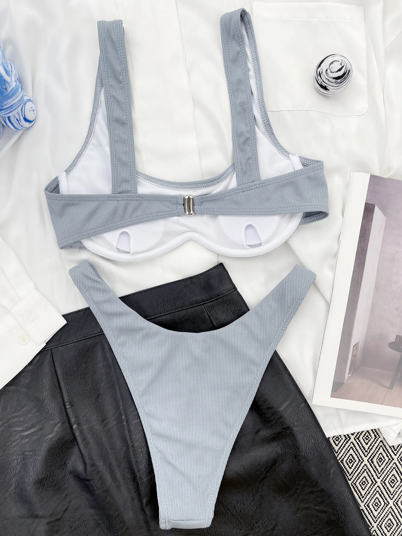 Conjuntos de biquíni push up sexy de 2 peças, preto, branco, corte baixo, praia, para mulheres, decote em v, acolchoado, traje de banho Куhelyльник Фе biyли Лук