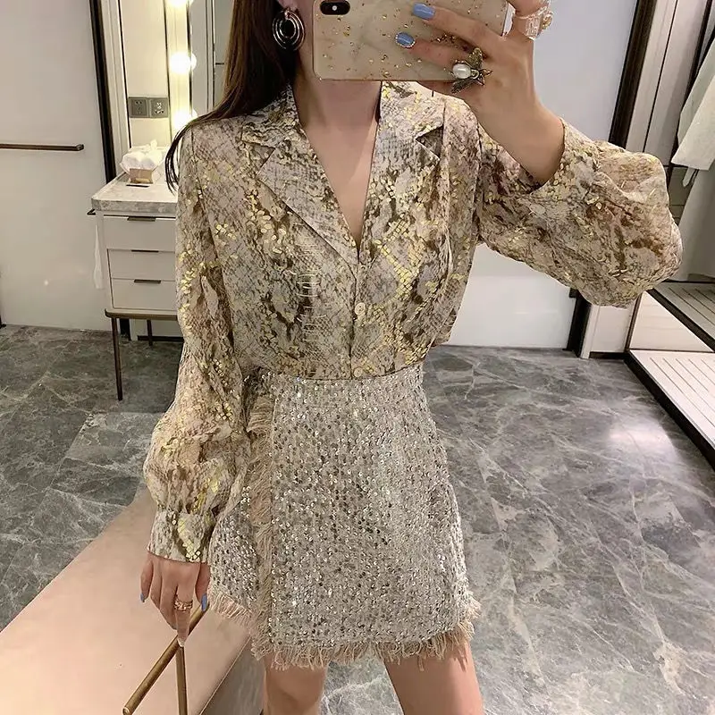 Suit Collar Personalized Sequin Snake Pattern Shirt Women\'s Design Sense Niche Loose Long Sleeved French Fashion Shirt