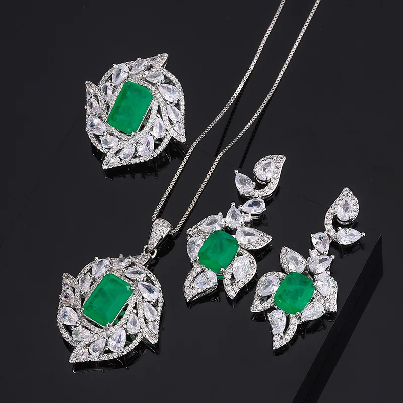 

Jewelry Emerald Zircon Earrings European and American Luxury Emerald Ring Gemstone Necklace