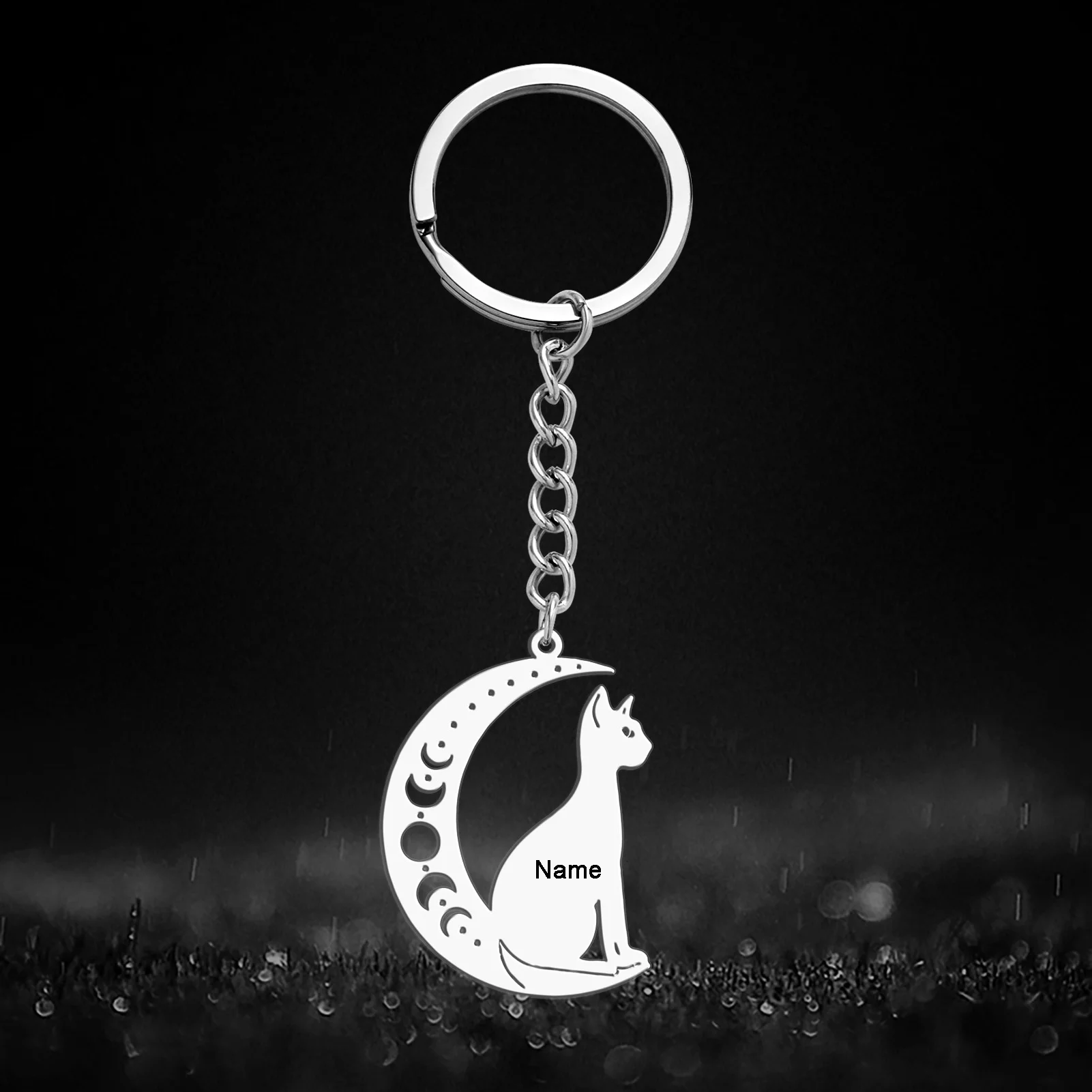 Рисунок 4 - Изготовленный на заказ брелок с силуэтом луны и кошки