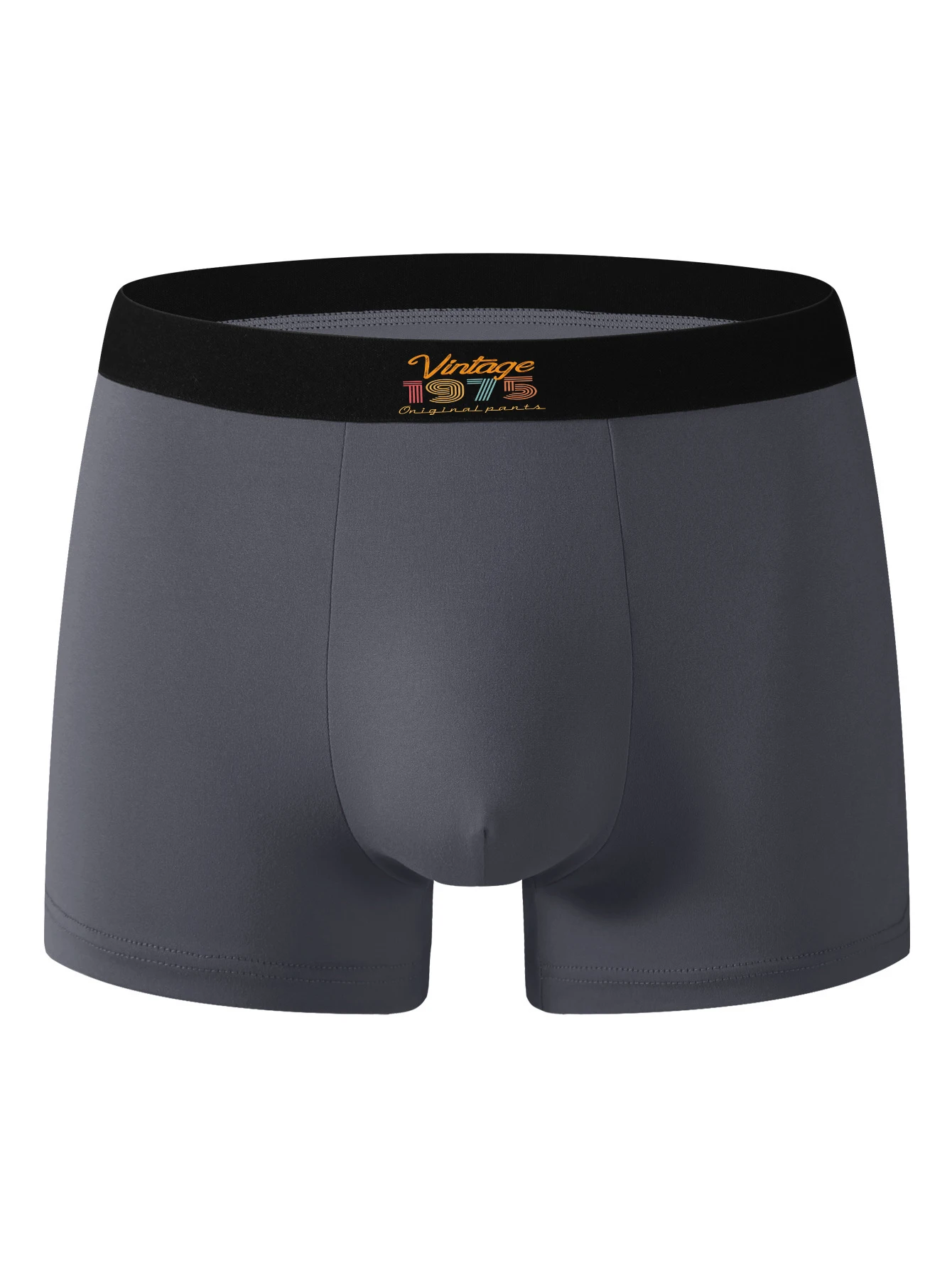 The men underwear is very comfortable simple close-fitting four-corner shorts have a logo for the new style in the summer of 25