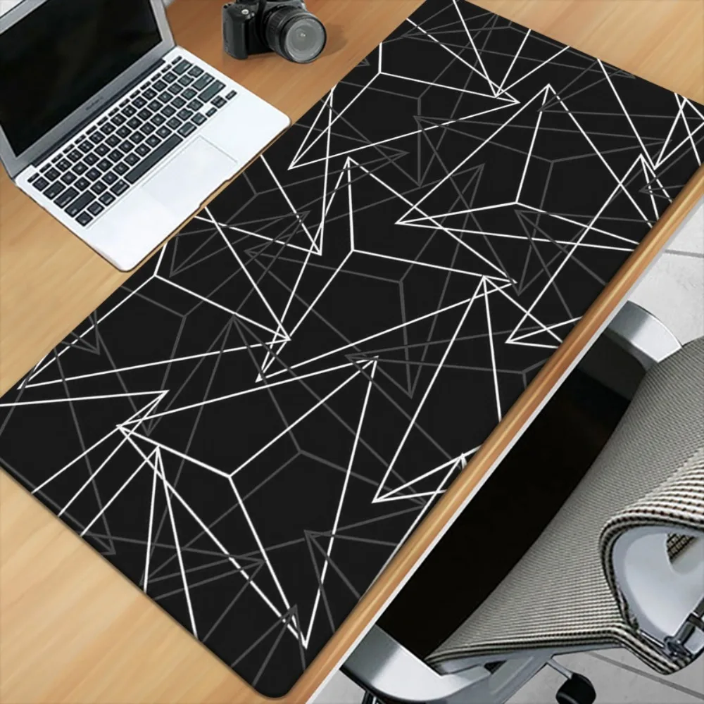 Large Black White Geometric Triangle Mouse Pad, Extended Non-Slip Gaming Desk Mat, Waterproof Keyboard Pad
