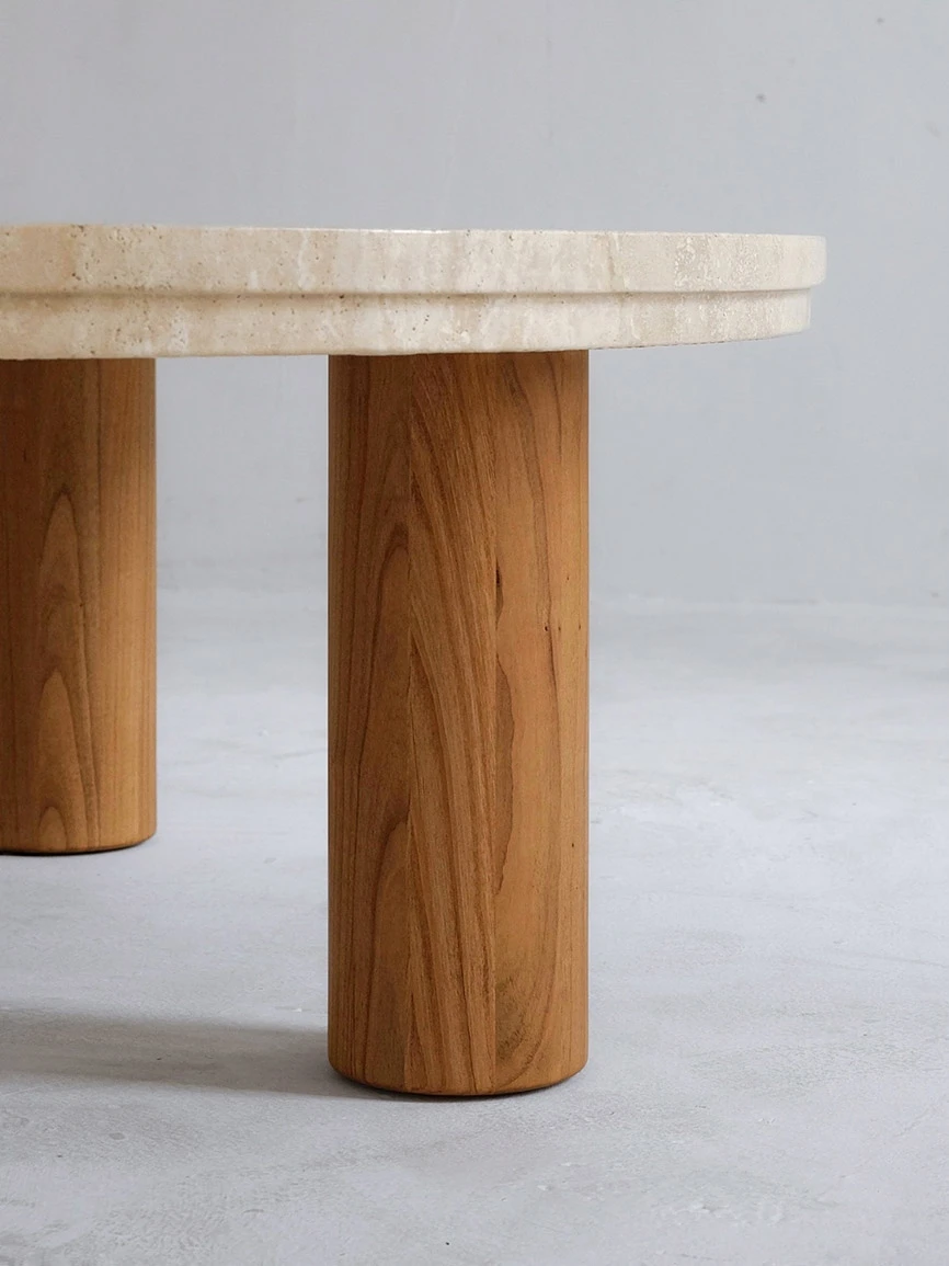 Salontafel van natuurlijk travertijn