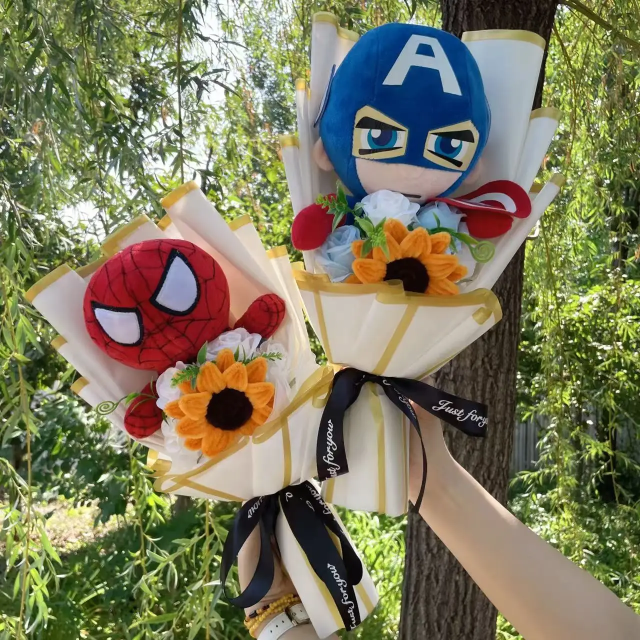 

Catoon Spider-Man Hulk Superman Plush Doll Toy Creative Handmade Bouquet Stuffed Animals Valentine Christmas Graduation Gift