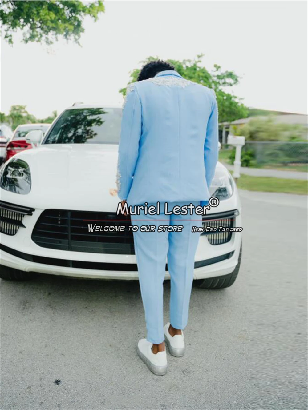 Royal Boyfriend Blue Suits Hand Made White Beaded Appliques Groom Wedding Tuxedos Tailor Made 2 Pieces Man Fashion Traje Hombre