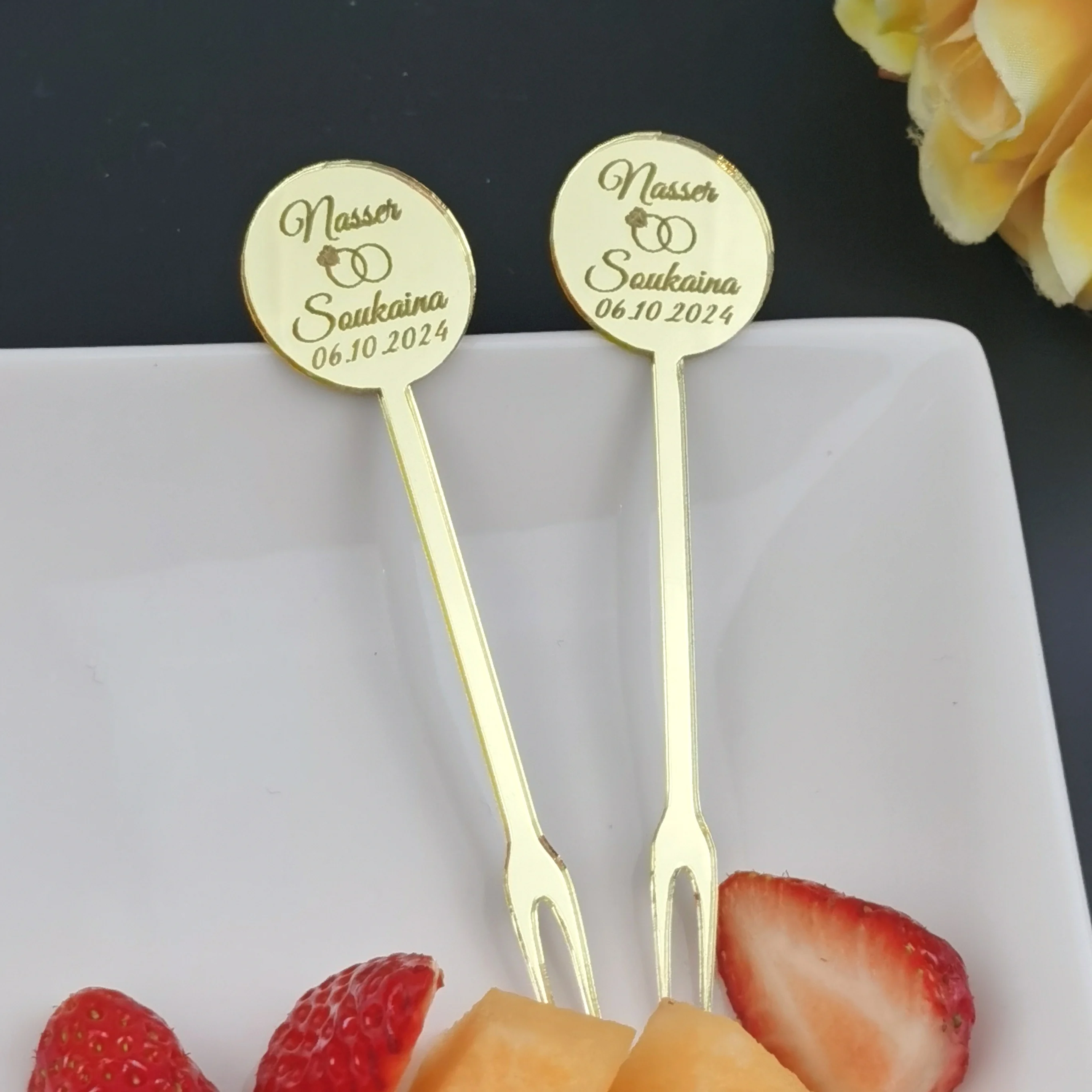 Personalized Round Mirror Fruit Fork Wedding Dining Custom Fork Wedding Decoration Custom Acrylic Dinner Edible 50/100