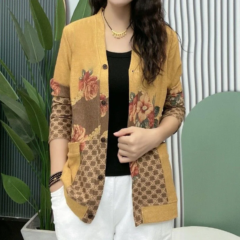 Floral Printed Vintage Single-breasted Cardigan Women\'s Clothing 2024 New Long Sleeve Fashion Elegant Pockets Casual Sweaters