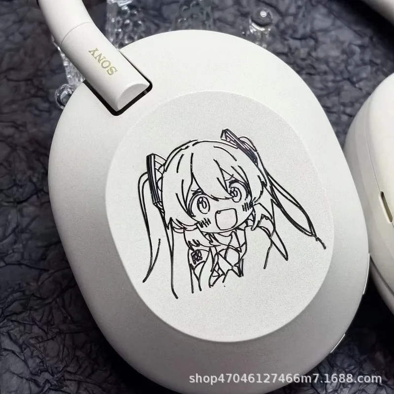 6PCS Kawaii Hatsune Miku Metal Sticker Waterproof Animation Mobile Phone Luggage Computer Water Cup Sticker Children\'s Gift